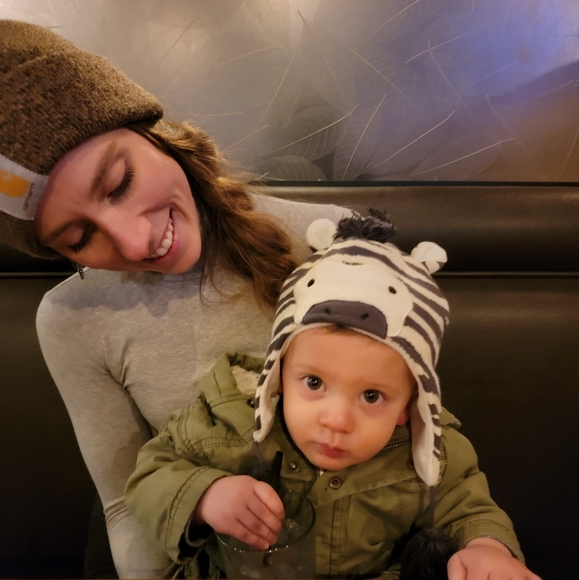 Meet your Posher, Brittany - Picture 3 of 4